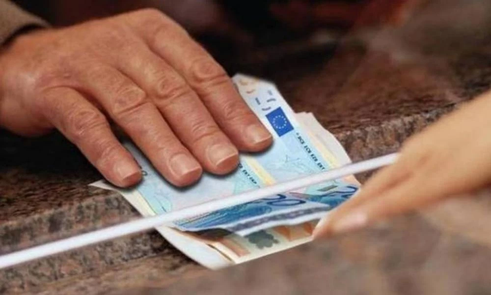 Αναδρομικά: Τα δύο σενάρια των 2,5 δισ. ευρώ